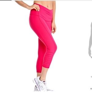 Karma Athletics Ruched Capri XS Vivid Berry